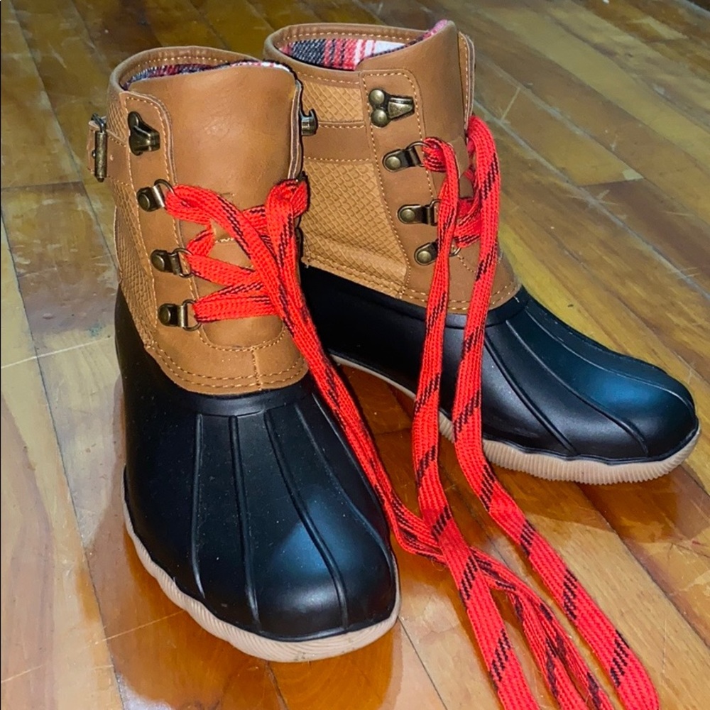 Maurices boots brand new